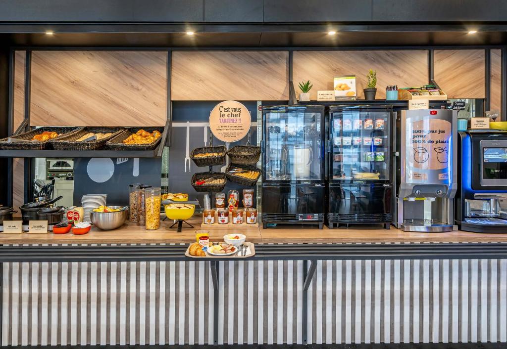 B&B HOTEL Bordeaux Bassins à flot - Resim 36