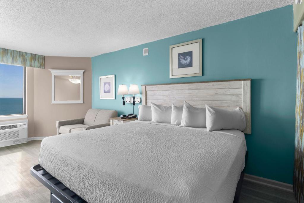 The Strand - A Boutique Resort - 