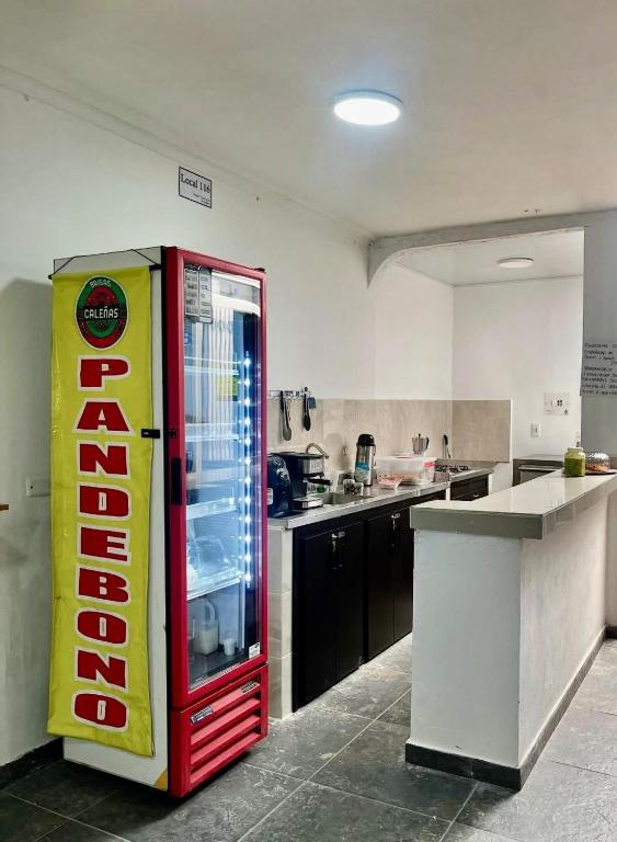Kuchyň nebo kuchyňský kout v ubytování Hotel Guamaluno