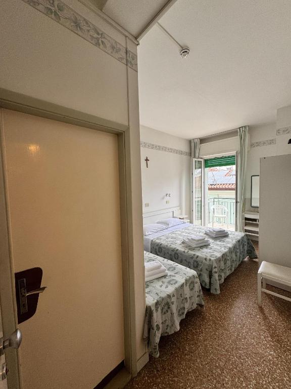 
Triple Room with Balcony
