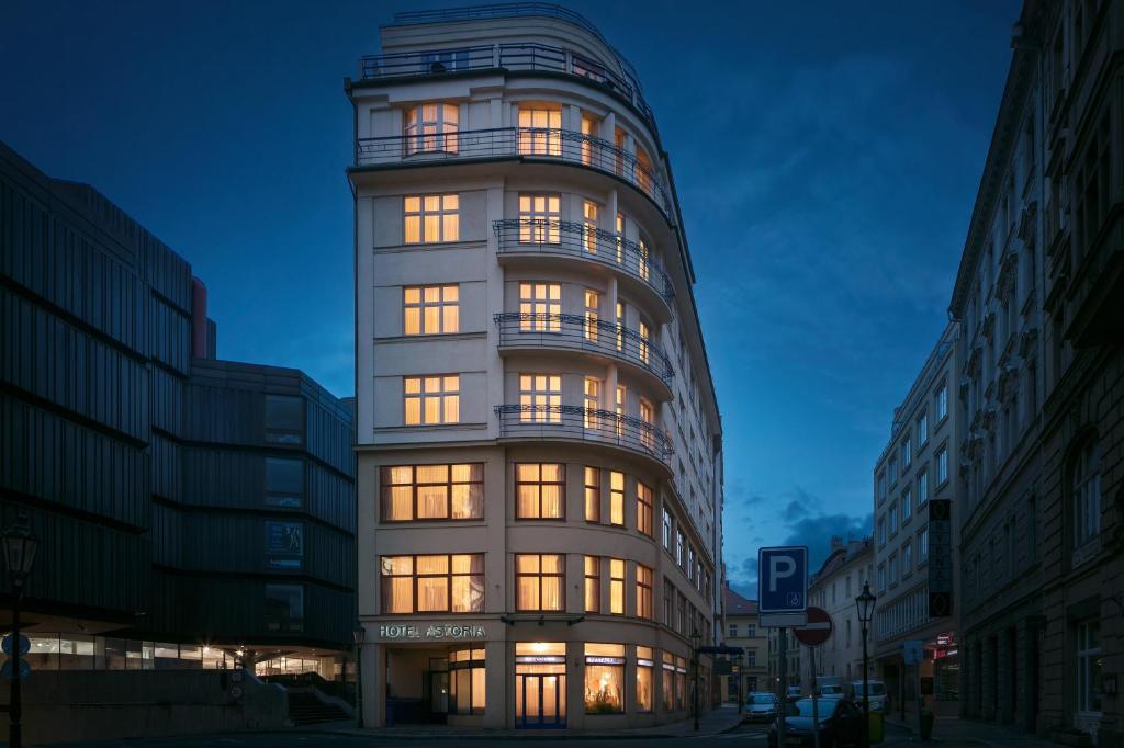 Astoria Hotel - Resim 1