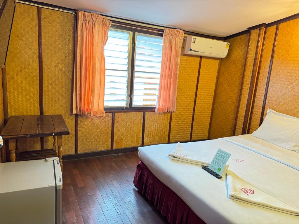 Collection O Khu Mueang near Tha Phae Gate formerly Lai Thai Guesthouse - Resim 26