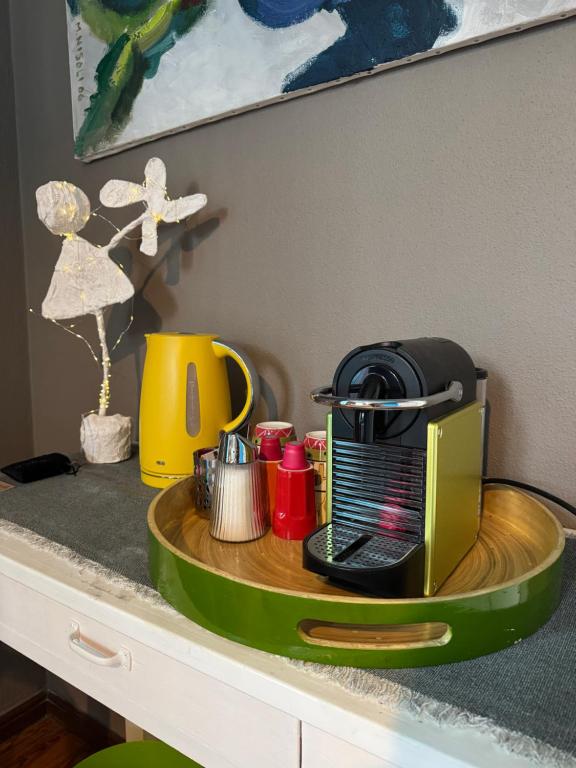 Set per la preparazione di tè e caffè presso Villa Art'è