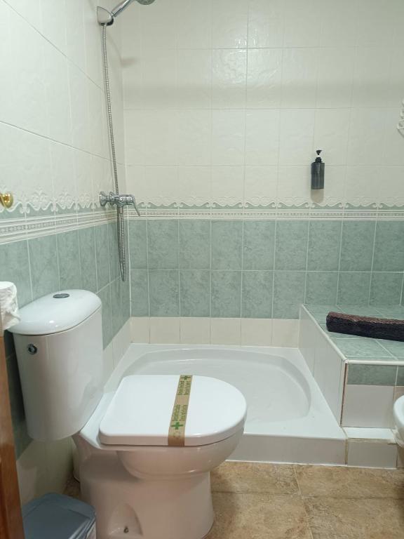Koupelna v ubytování Bahía de Vera Apartamento Mamen
