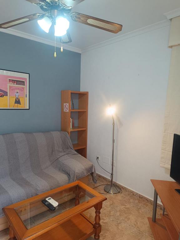 Posezení v ubytování Bahía de Vera Apartamento Mamen