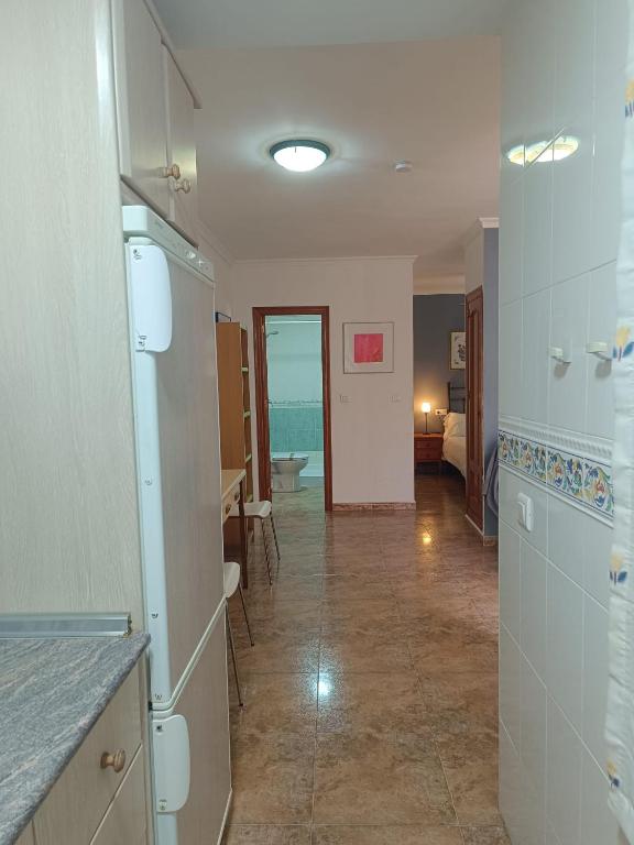 Kuchyň nebo kuchyňský kout v ubytování Bahía de Vera Apartamento Mamen