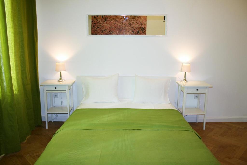 Postel nebo postele na pokoji v ubytování Apartment Lea