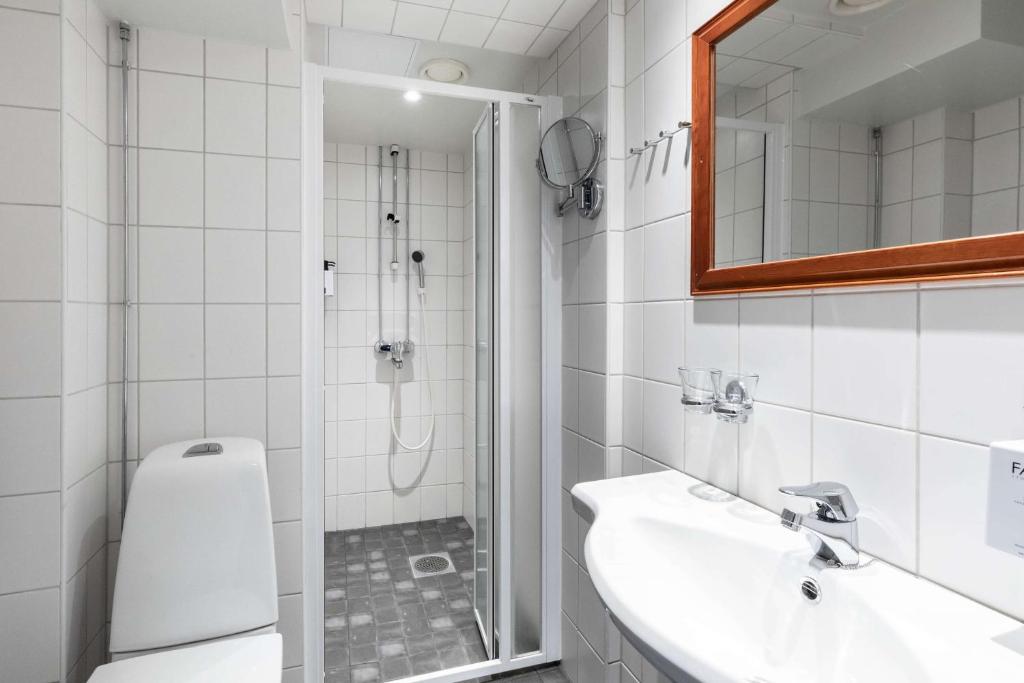 Koupelna v ubytování Scandic Kallio