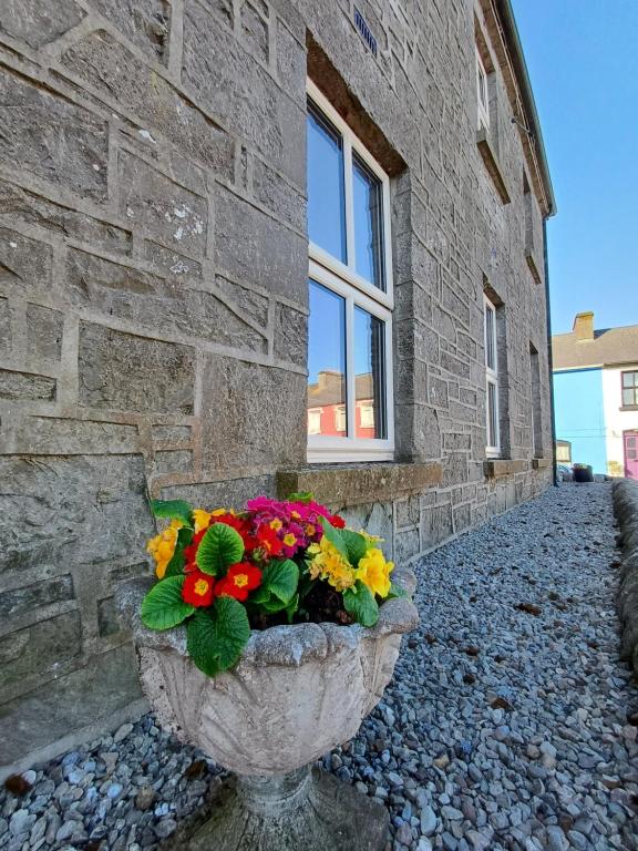 Fotografie z fotogalerie ubytování Clonbur House - Two bedroom village apartment v destinaci Galway