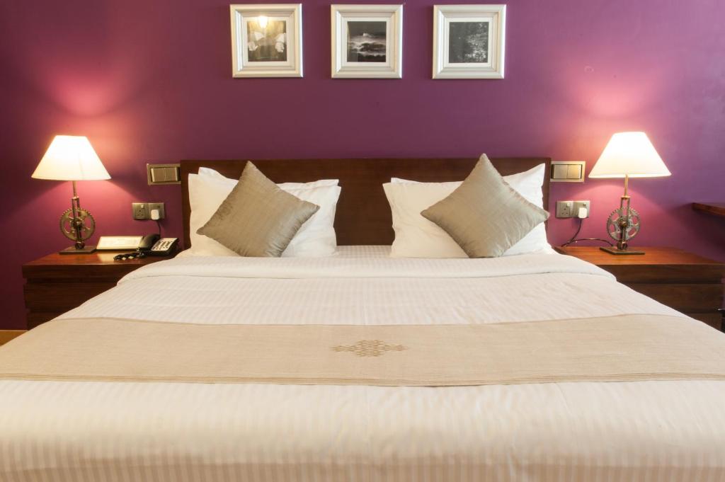 Colombo Court Hotel & Spa - 1