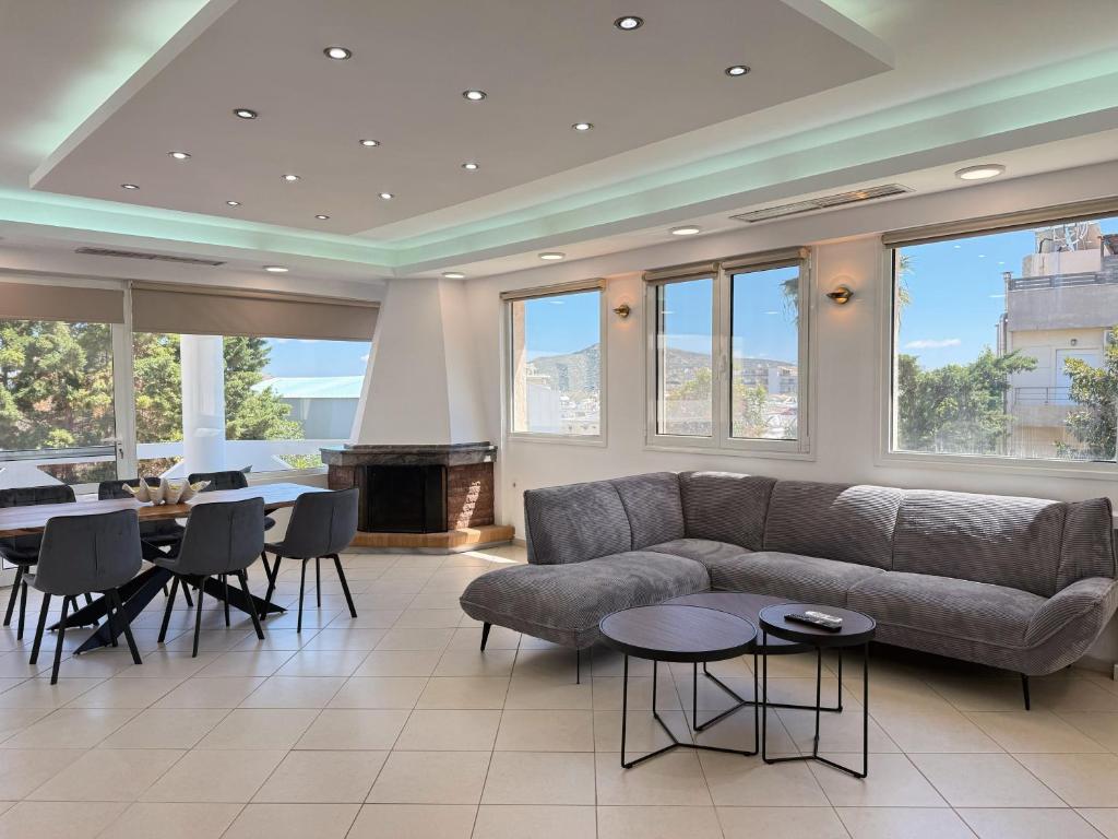Χώρος καθιστικού στο Beachfront 3bedroom apartment