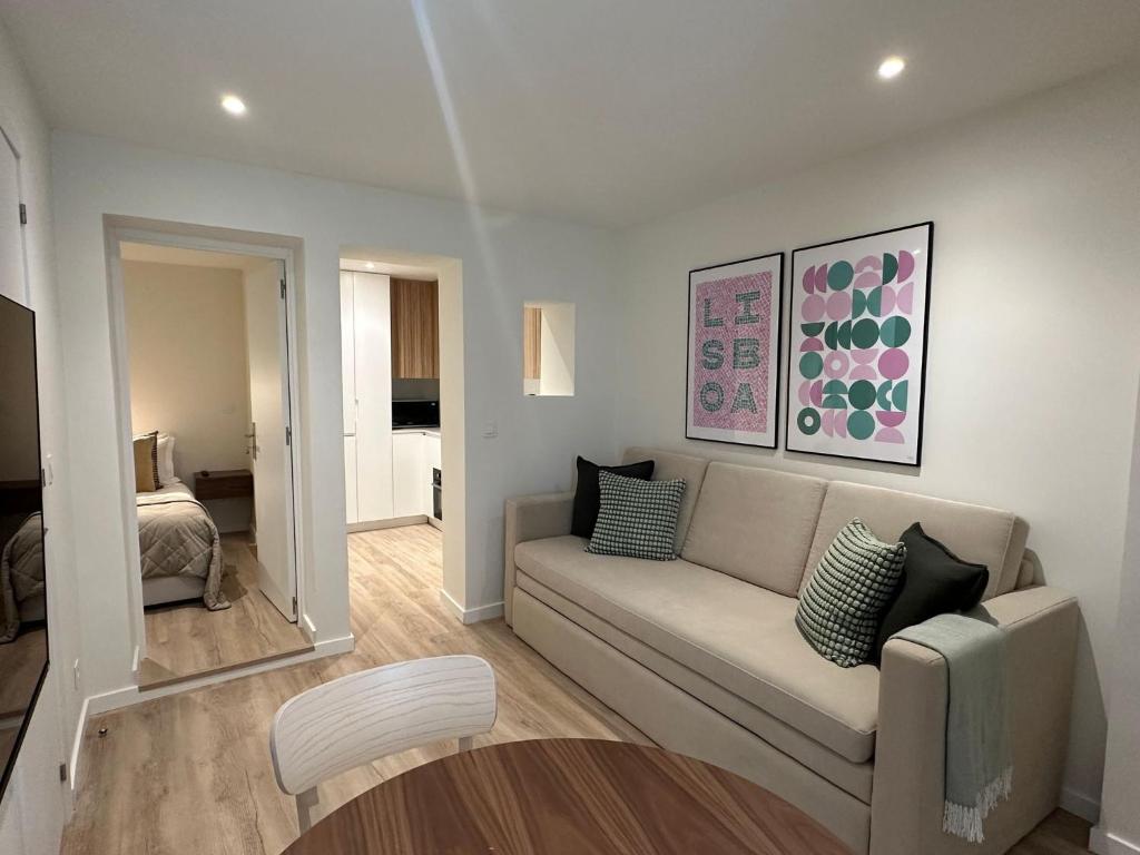 WHome Cozy Stay in the Heart of Bica