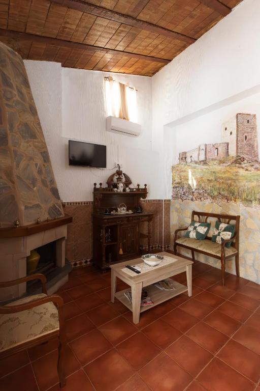 TV a/nebo společenská místnost v ubytování Molino de Lucero, casa rural