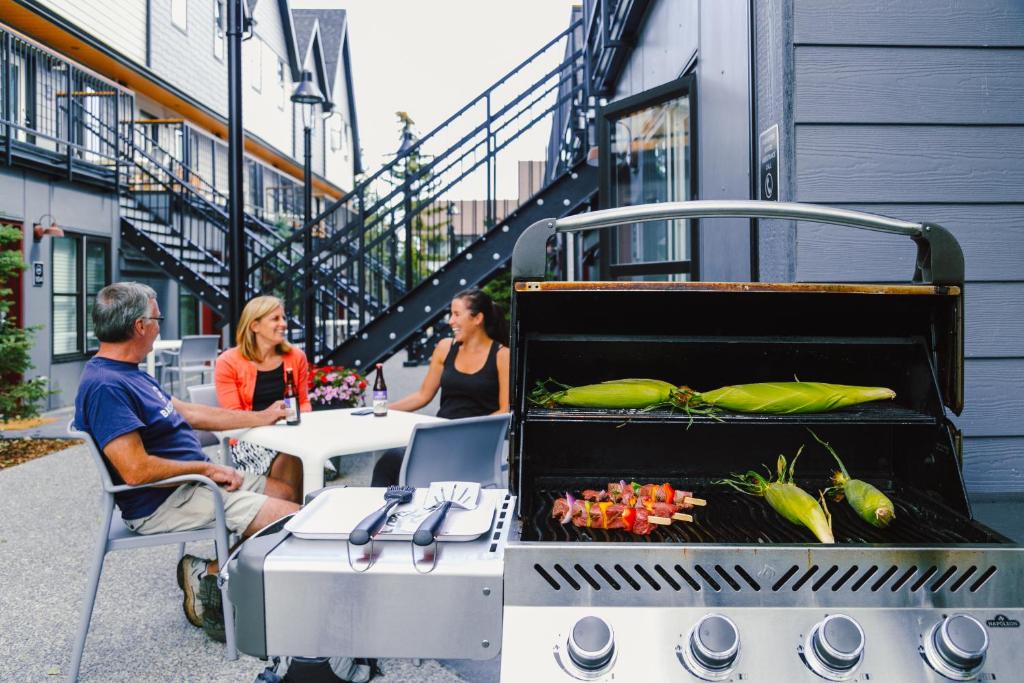 Basecamp Resorts Canmore - Resim 14