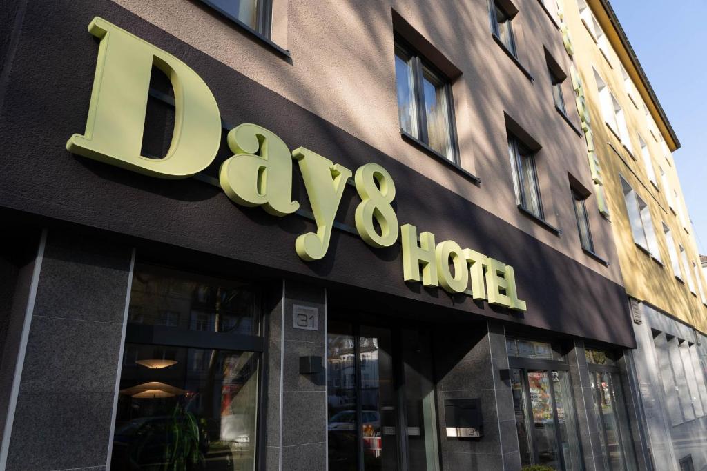 Day8 Hotel - Resim 36