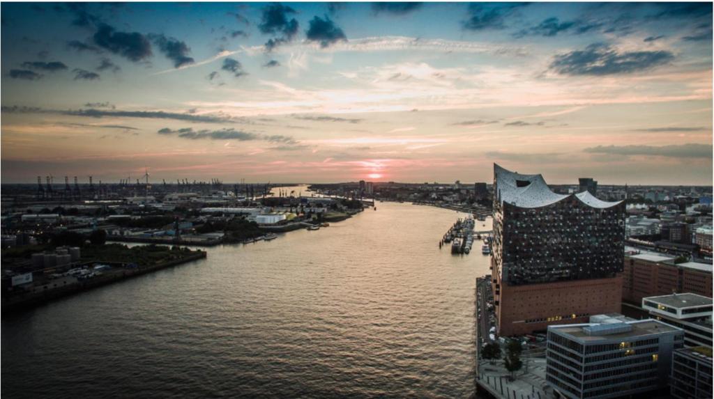 MYKY Aparthotel Harburg - Free Parking - Resim 14