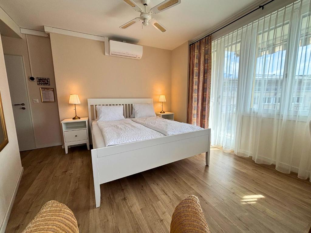 Postel nebo postele na pokoji v ubytování Hotel Movieworld
