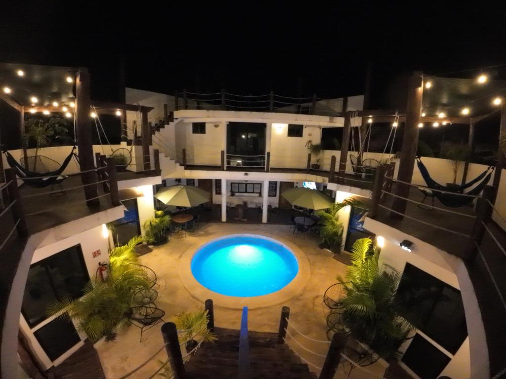 Bazén v ubytování Ade Hotel Bacalar nebo v jeho okolí