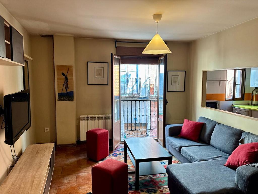 Posezení v ubytování Casa acogedora en el centro histórico de Cuéllar