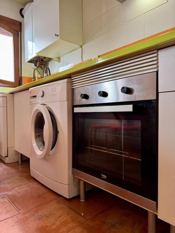 Kuchyň nebo kuchyňský kout v ubytování Casa acogedora en el centro histórico de Cuéllar