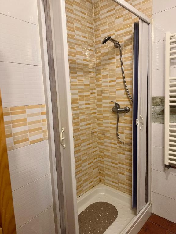 Koupelna v ubytování Casa acogedora en el centro histórico de Cuéllar