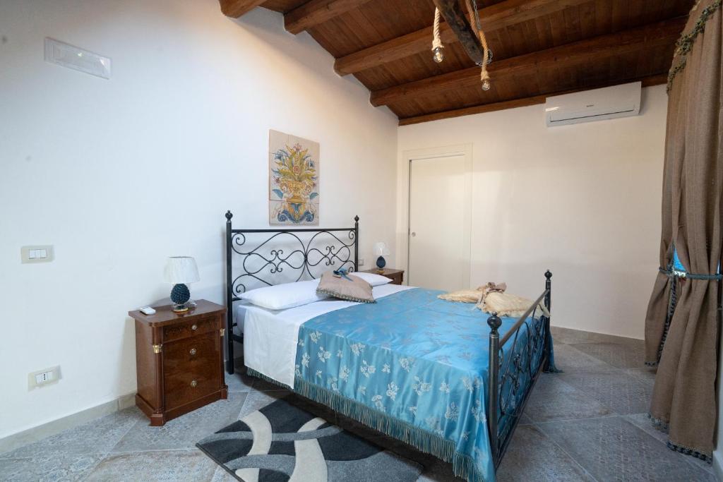 Rooms Parrinelli - Large Double Room