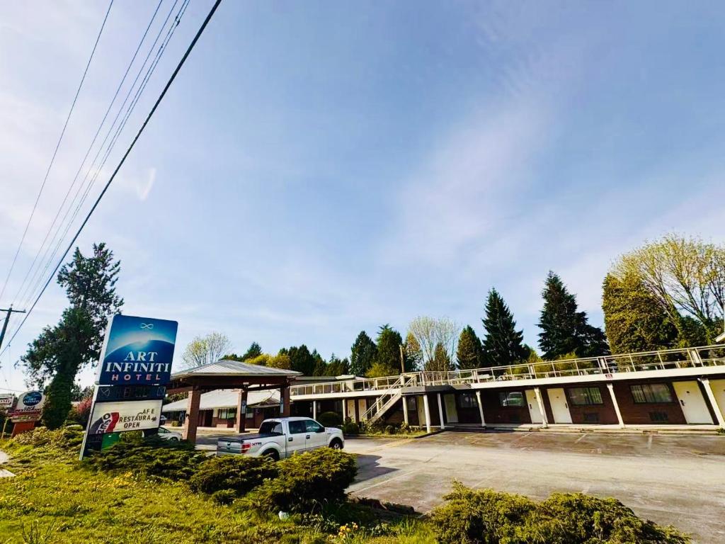 Fotografie z fotogalerie ubytování Art Infiniti Hotel v destinaci Maple Ridge District Municipality