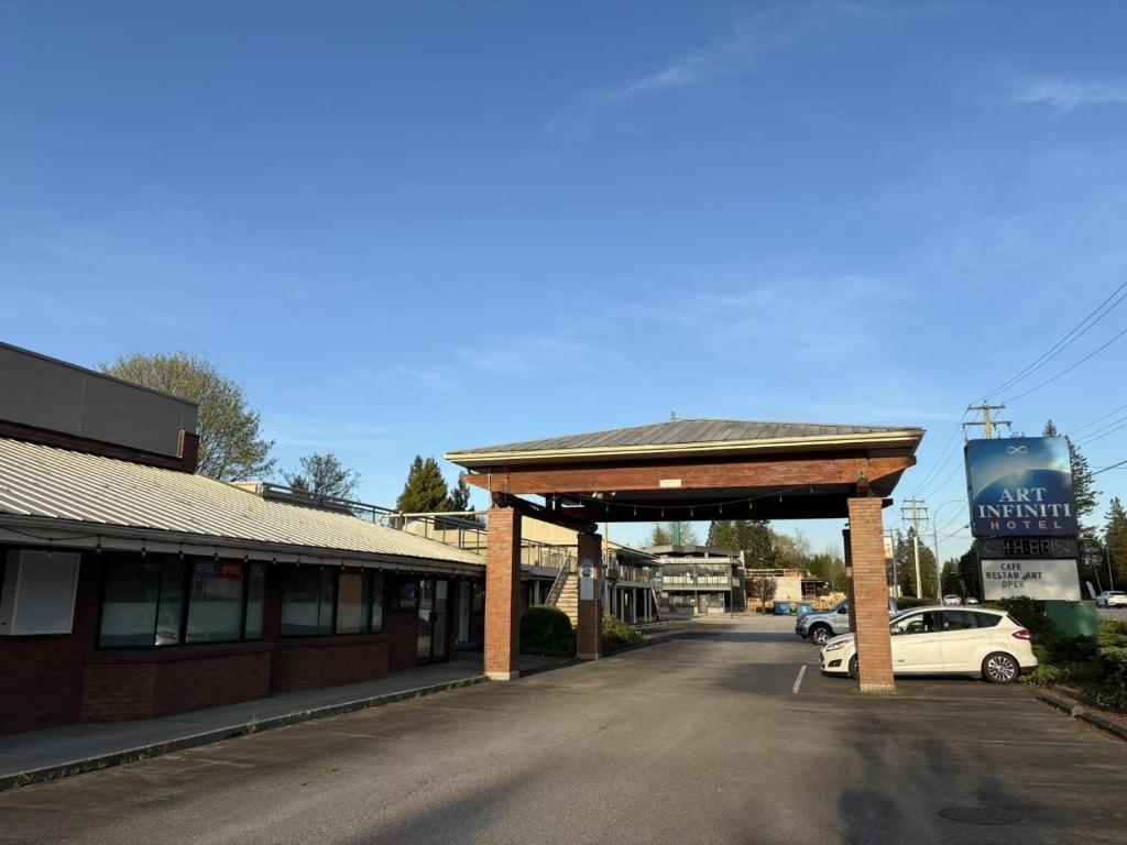 Fotografie z fotogalerie ubytování Art Infiniti Hotel v destinaci Maple Ridge District Municipality