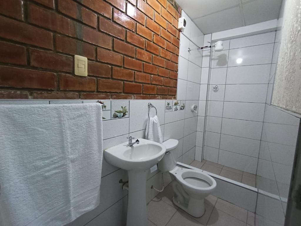 Hospedaje LLIKU WASI