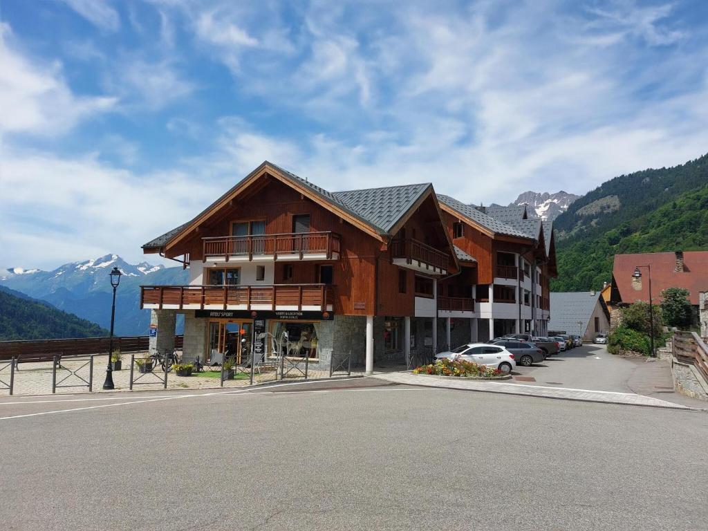 Photo de la galerie de l'établissement Apartment in Alpe d'Huez near Grandes Rousses, à Vaujany