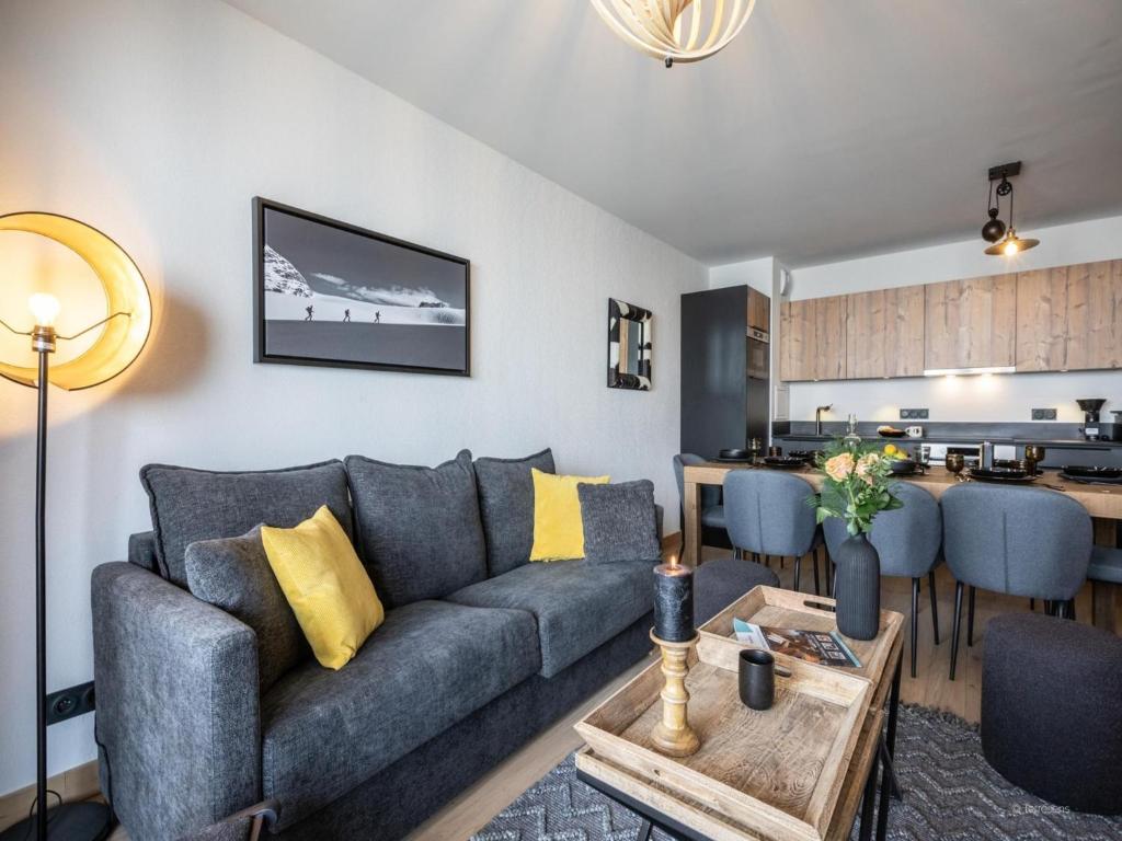 Photo de la galerie de l'établissement Apartment in Fornelet with Ski-In Ski-Out Access, à Aime La Plagne