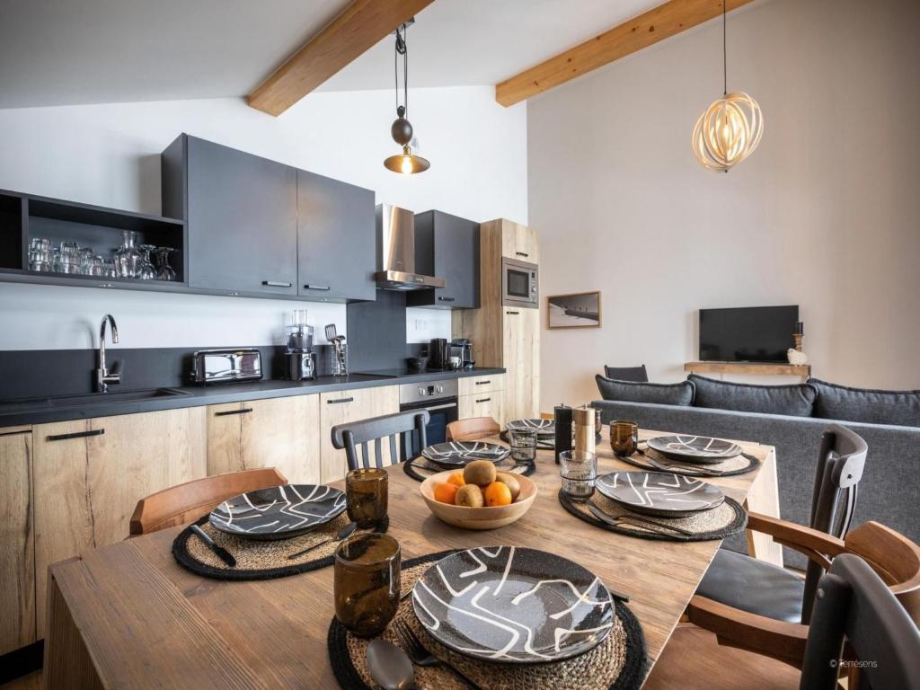 Photo de la galerie de l'établissement Chalet in Les Saisies with Mont Blanc Views, à Hauteluce