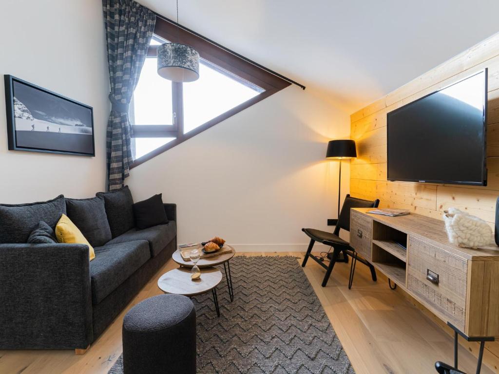 Photo de la galerie de l'établissement Alpine apartment with stunning Mont-Blanc views, à Combloux