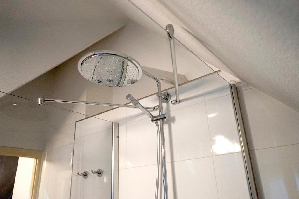 Koupelna v ubytování City Hotel Koningsvlinder