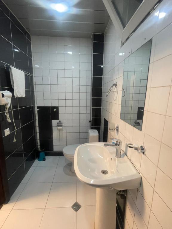 Koupelna v ubytování Hotel Tiflis Town