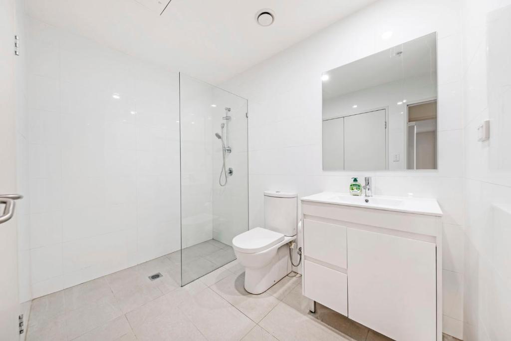Koupelna v ubytování Modern 2BR Apt in Merrylands