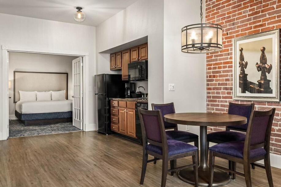 Nhà bếp/bếp nhỏ tại Club Wyndham La Belle Maison