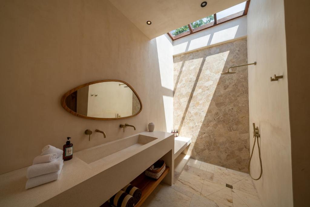 Mayiki Boutique Hotel - 8