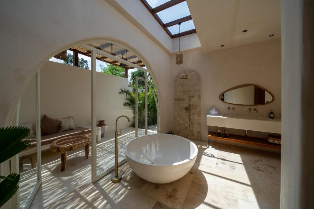 Mayiki Boutique Hotel - 12