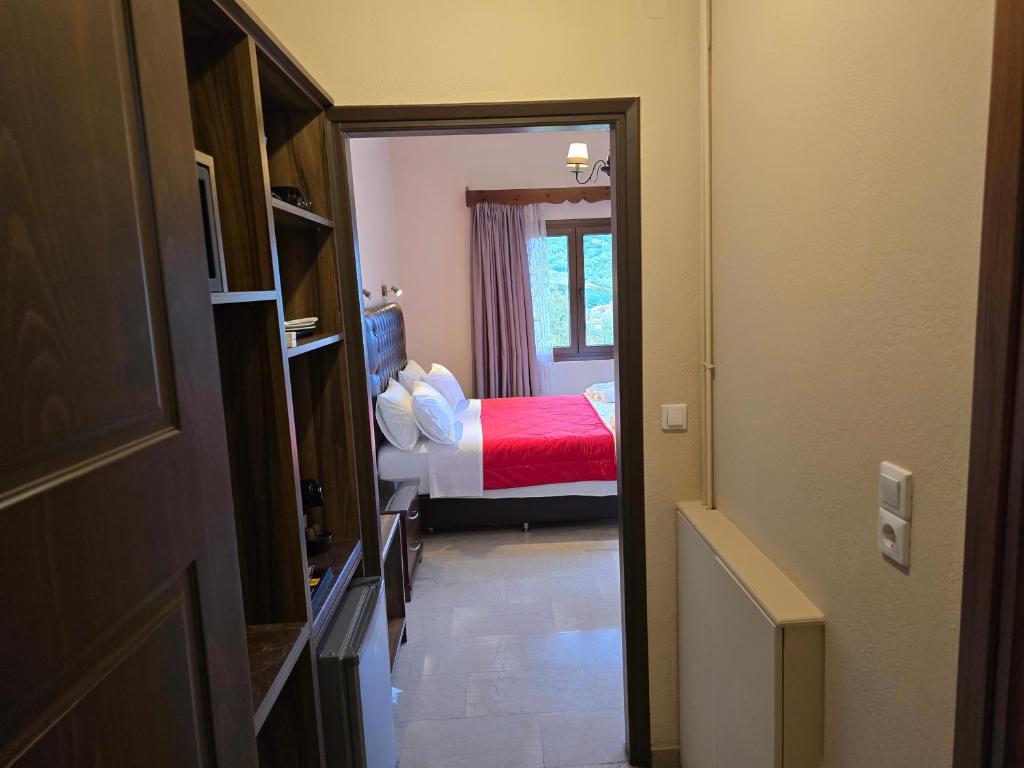 Postel nebo postele na pokoji v ubytování Spartacus House