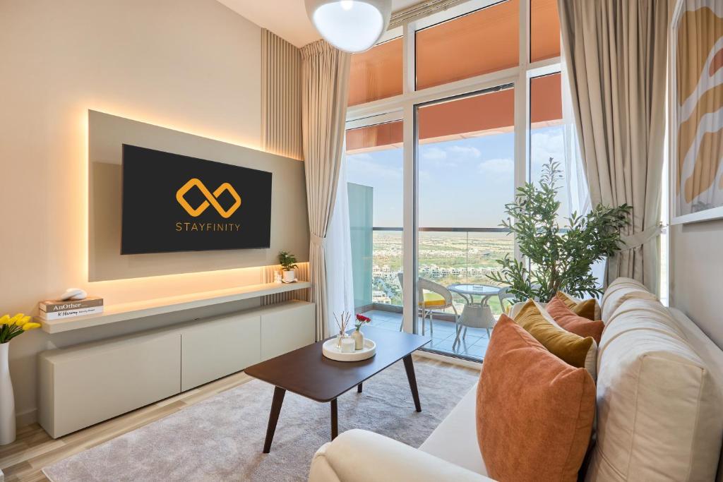 Photo inspiration: Private Balcony Apartments With Golf Course View Reference: Modern High Floor 1Br Apartment With Balcony Pool Access Golf
