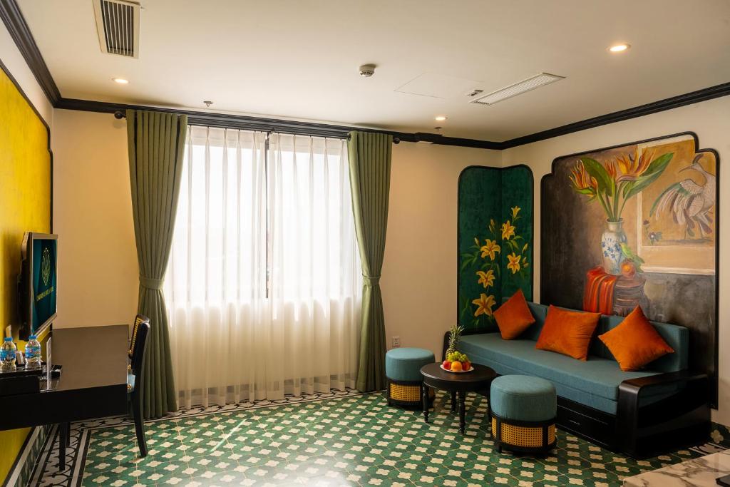 Suite Nhìn Ra Thành Phố