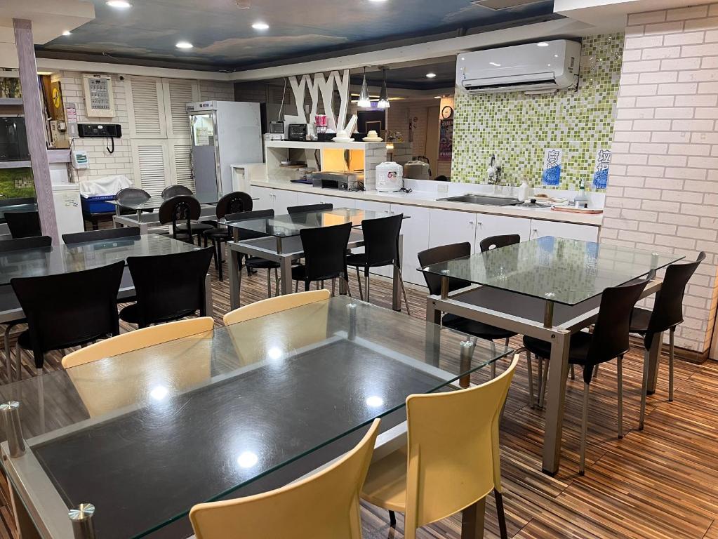 Kuchyň nebo kuchyňský kout v ubytování Bin Chen Business Hotel
