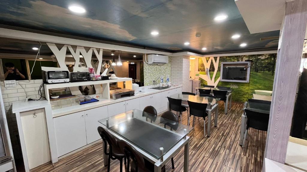 Kuchyň nebo kuchyňský kout v ubytování Bin Chen Business Hotel