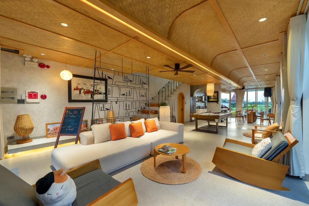 Villa Hay Khách Sạn Hội An – So Sánh Chi Tiết & Nên Chọn Loại Tốt Nhất (2026) 2 villa-hoi-an-family-stay