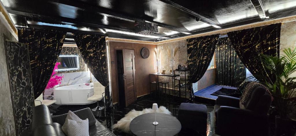 ZAJAZD ALBATROS Rzeszów SPA - Resim 7