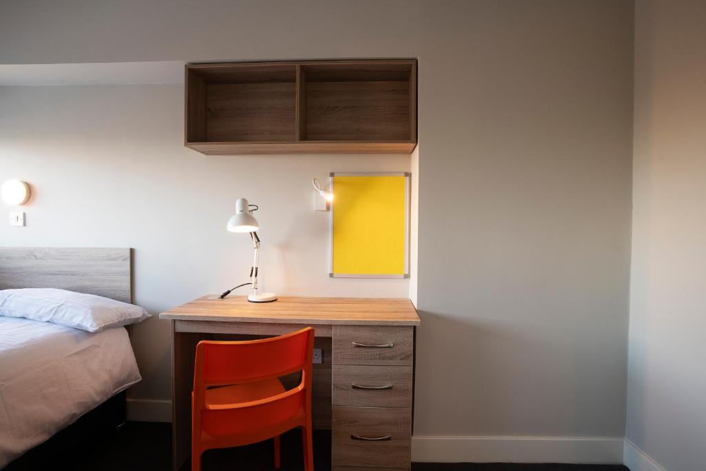 Fotografie z fotogalerie ubytování Three Bedroom Apartment - Edward Square Galway v destinaci Galway