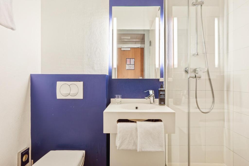 ibis Styles Paris République Le Marais - Resim 7