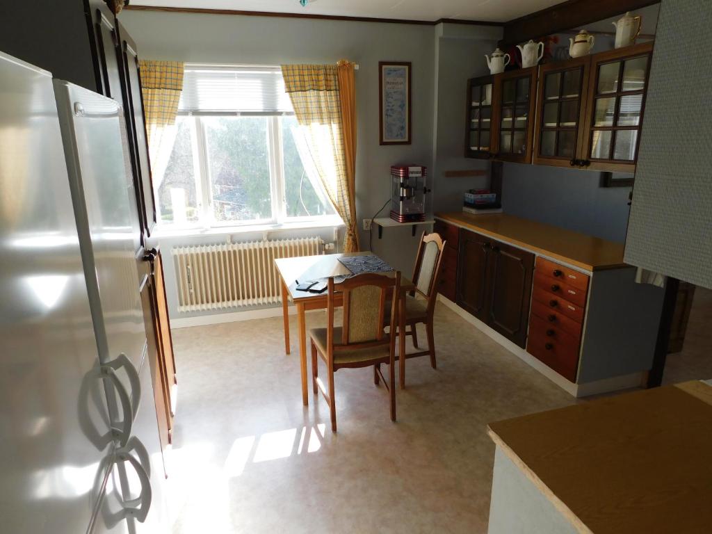 Kuchyň nebo kuchyňský kout v ubytování Vandrarhem Solgården