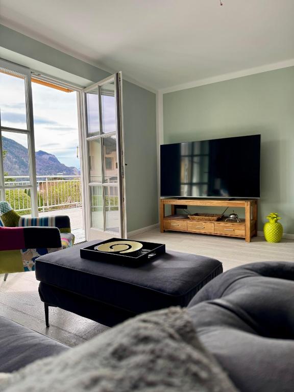 LIVA LIVING, Lifestyle Ferienwohnung mit Berg- & Seeblick
